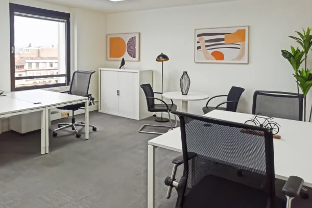 Bureau privé - 67000 - 4 postes - 2250€