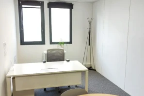 Bureau privé - 44570 - 2 postes - 650€