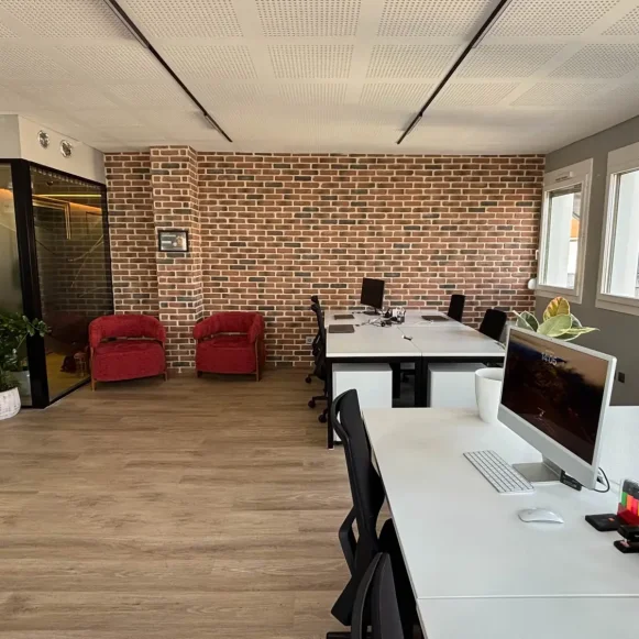 Bureau privé 40 m² 12 postes Coworking Boulevard Marius Vivier Merle Lyon 69003 - photo 1