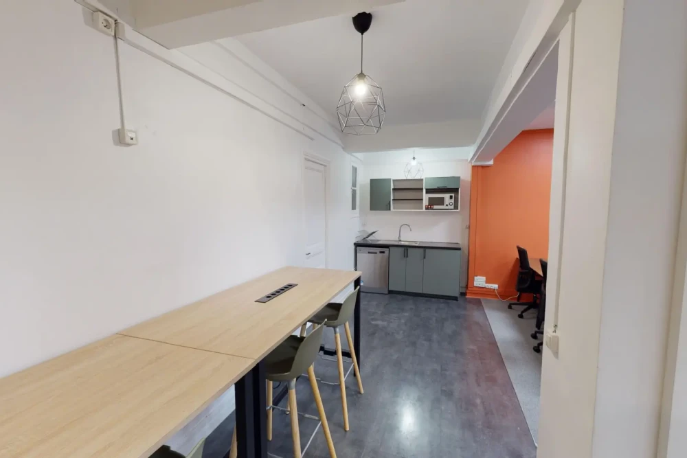 Bureau privé - 75010 - 15 postes - 9000€