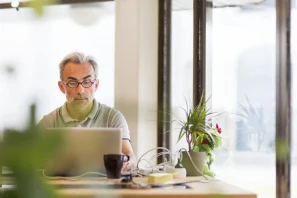 Open Space - 35000 - 10 postes - 249€