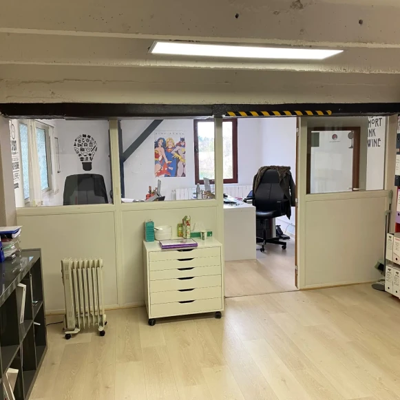 Bureau privé 31 m² 4 postes Location bureau  Feucherolles 78810 - photo 3