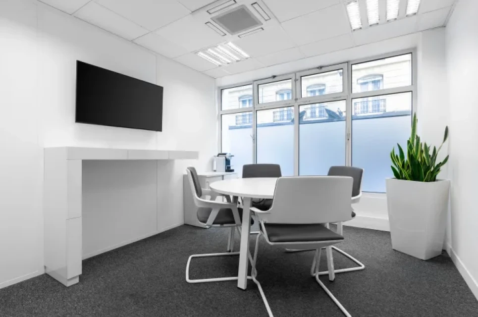 HQ - Paris République