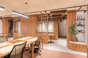 Espace indépendant - 75008 - 64 postes - 54000€