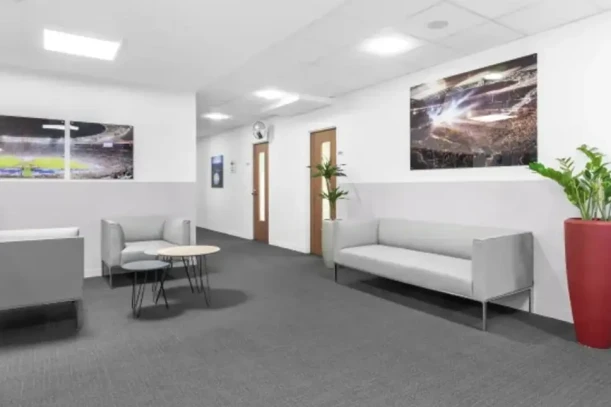 Bureau privé - 93200 - 6 postes - 4563€