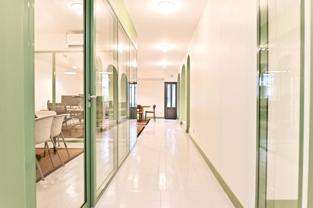 Espace indépendant - 75010 - 24 postes - 13200€