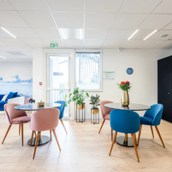 Bureau privé 19 m² 4 postes Location bureau Rue des Courtillons Bruz 35170 - photo 3