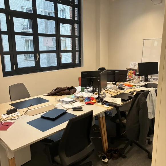 Bureau privé 39 m² 6 postes Location bureau Rue Marcadet Paris 75018 - photo 2
