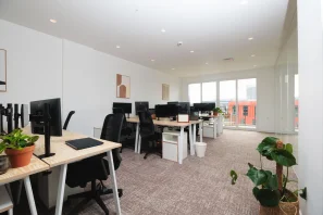 Open Space - 78180 - 12 postes - 199€