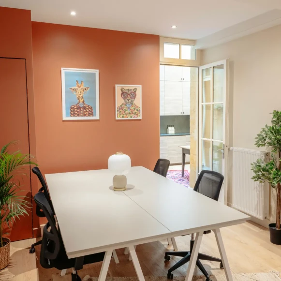 Espace indépendant 62 m² 8 postes Coworking Impasse Margaux Bordeaux 33000 - photo 2