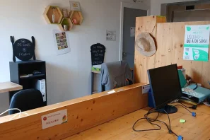 Open Space - 93100 - 10 postes - 250€