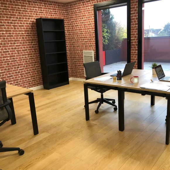 Bureau privé 24 m² 6 postes Coworking Rue Paul Lafargue Noisy-le-Grand 93160 - photo 2