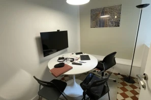 Espace indépendant - 75012 - 10 postes - 3500€