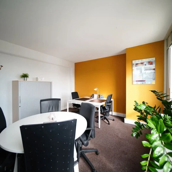 Bureau privé 20 m² 4 postes Location bureau Boulevard des Jardiniers Nice 06200 - photo 7