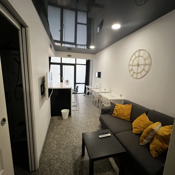 Bureau privé 50 m² 6 postes Coworking Rue Lafaille Toulouse 31000 - photo 3