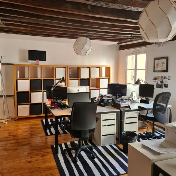 Bureau privé 30 m² 6 postes Location bureau Rue du Faubourg Saint-Antoine Paris 75011 - photo 2