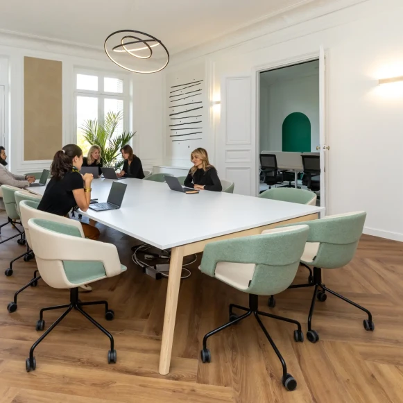 Espace indépendant 765 m² 101 postes Coworking Boulevard Haussmann Paris 75008 - photo 10