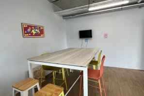 Bureau privé - 49100 - 2 postes - 600€