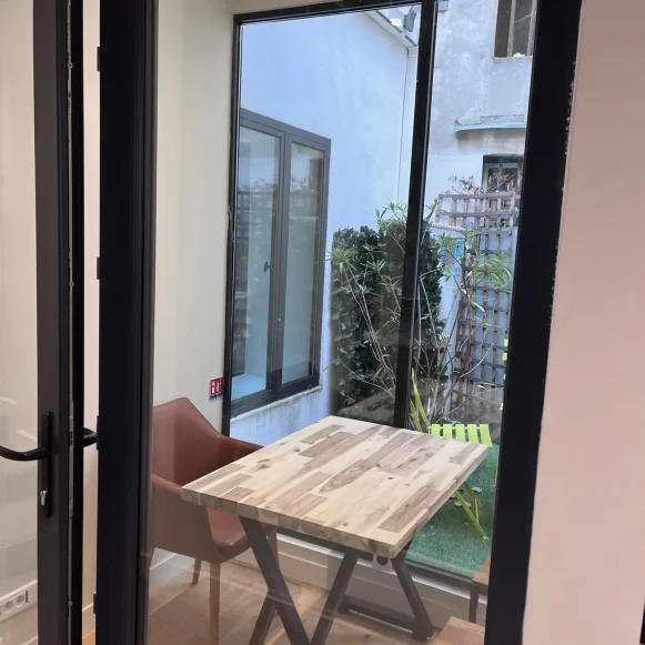 Bureau privé 28 m² 8 postes Location bureau Rue de Tocqueville Paris 75017 - photo 7