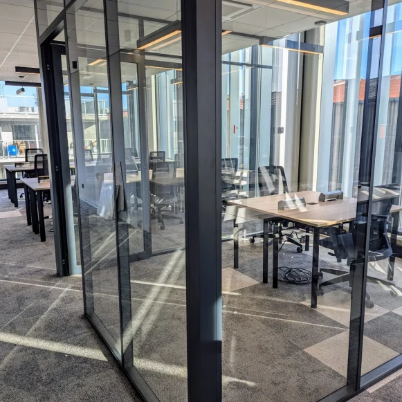 Espace indépendant 252 m² 54 postes Location bureau Avenue Raymonde Chauvet Nantes 44300 - photo 5