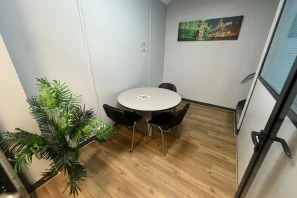 Bureau privé - 93100 - 4 postes - 700€