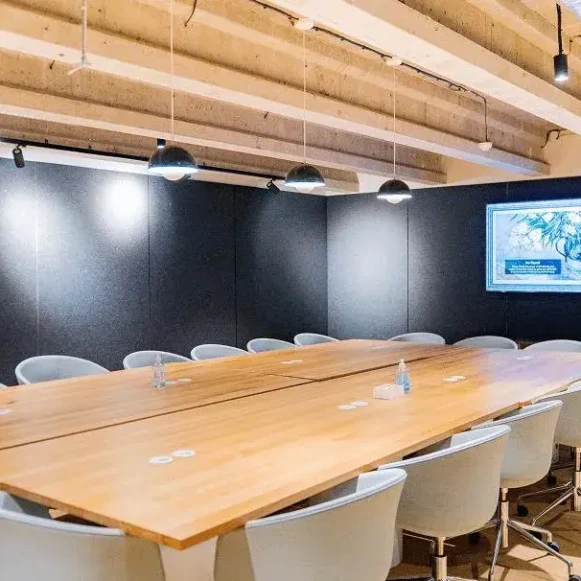 Espace indépendant 3 500 m² 350 postes Location bureau Boulevard Pereire Paris 75017 - photo 1