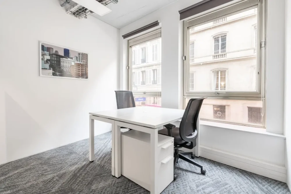 Bureau privé - 75009 - 5 postes - 2950€