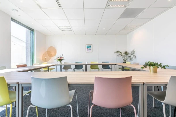 Bureau privé - 86000 - 8 postes - 1525€