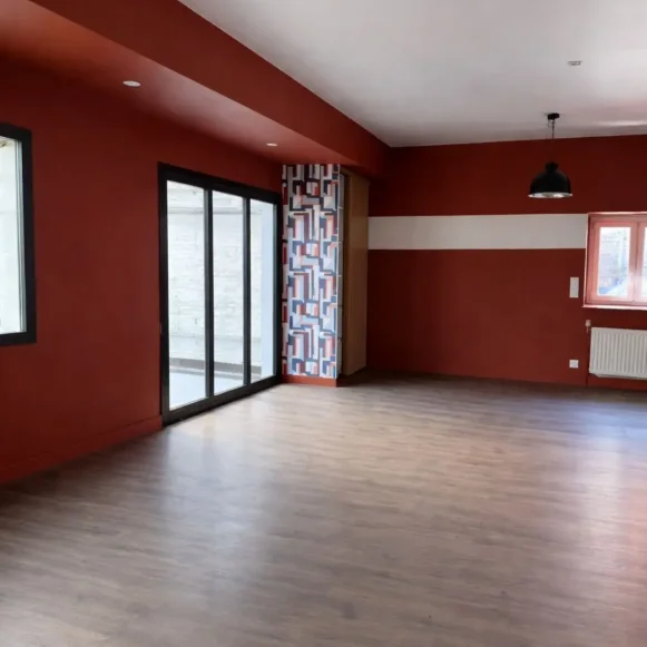 Bureau privé 40 m² 5 postes Location bureau Rue de Wasquehal Tourcoing 59200 - photo 1