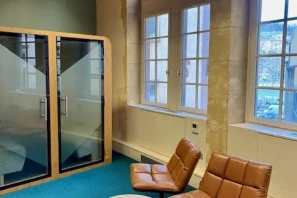 Open Space - 69002 - 6 postes - 300€