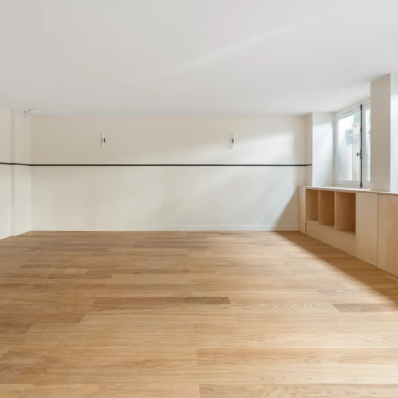 Espace indépendant 325 m² 36 postes Location bureau Cours Albert 1er Paris 75008 - photo 7