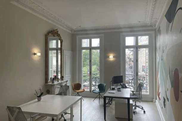 Bureau privé - 75009 - 6 postes - 2900€
