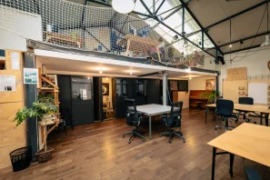 Open Space - 75019 - 10 postes - 200€