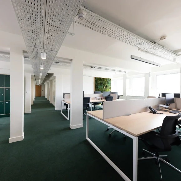 Open Space  5 postes Location bureau Rue de l'Université Paris 75007 - photo 2