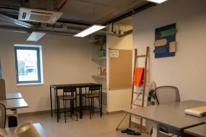 Open Space - 01210 - 16 postes - 150€