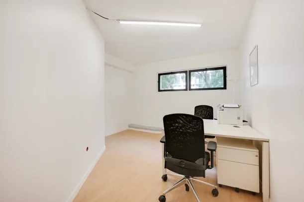 Bureau privé - 75012 - 4 postes - 750€