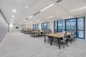 Bureau privé - 94700 - 42 postes - 14700€