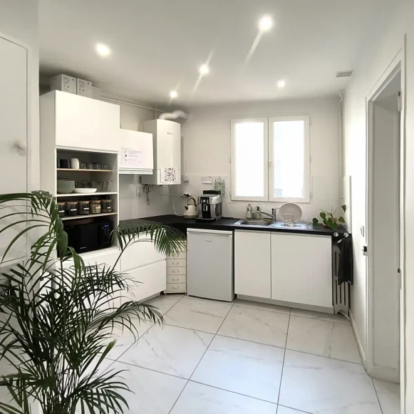 Open Space  4 postes Location bureau Rue de Naples Paris 75008 - photo 8