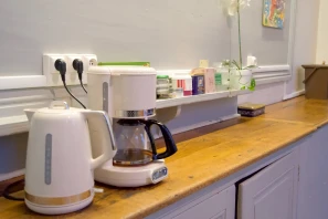 Espace indépendant - 69002 - 8 postes - 2100€