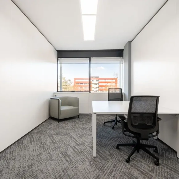 Bureau privé 12 m² 3 postes Coworking Rue Blanche Paris 75009 - photo 6