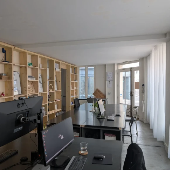 Open Space  4 postes Location bureau Rue du Moulin de la Pointe Paris 75013 - photo 3