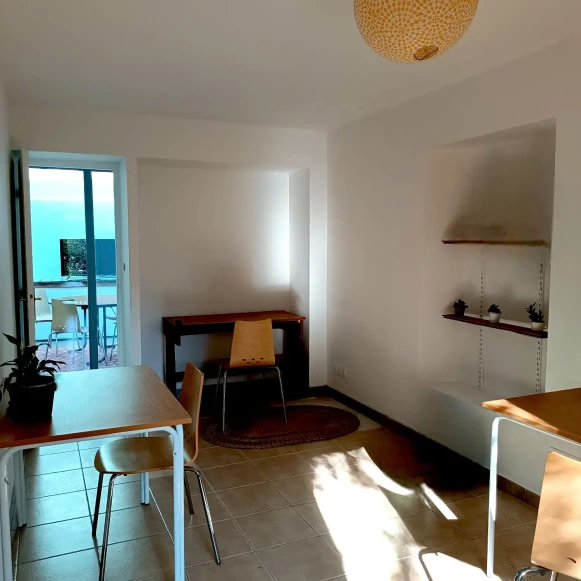 Bureau privé 13 m² 4 postes Location bureau Boulevard Léglize Marseille 13004 - photo 3