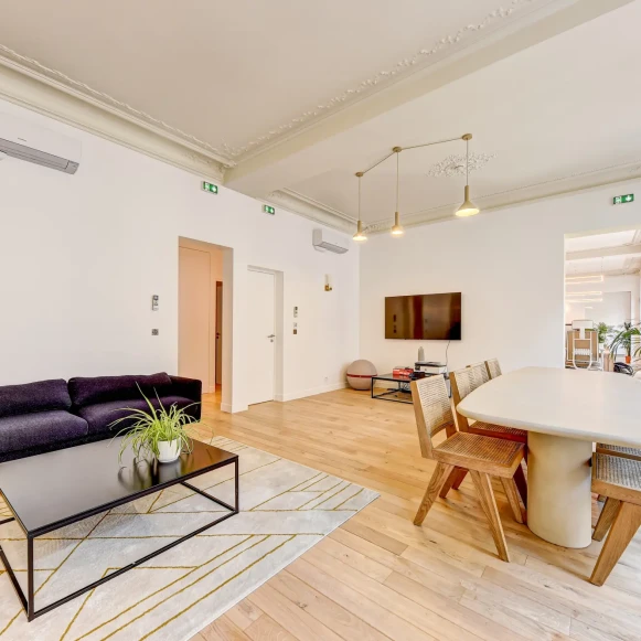 Espace indépendant 165 m² 32 postes Location bureau Rue La Fayette Paris 75009 - photo 5