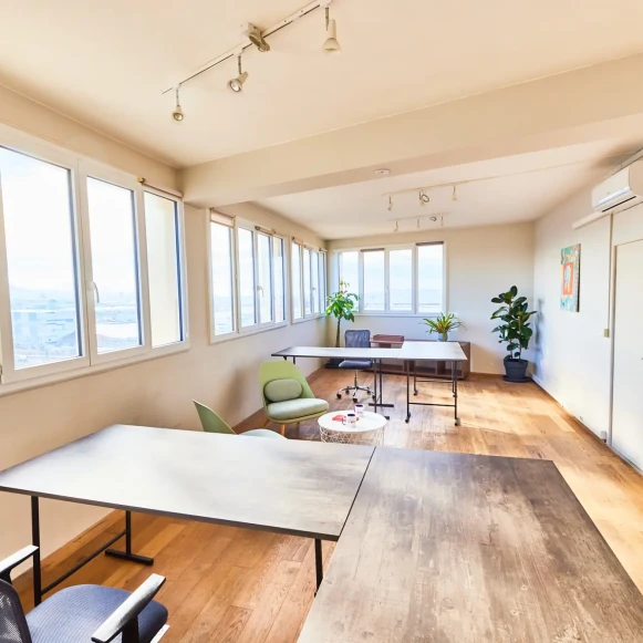 Bureau privé 40 m² 7 postes Location bureau Chemin de la Madrague-Ville Marseille 13002 - photo 2