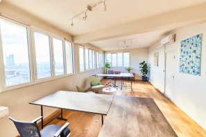 Bureau privé - 13002 - 7 postes - 1220€