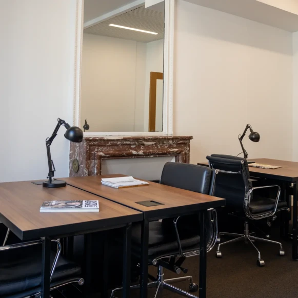 Bureau privé 22 m² 7 postes Coworking Rue du 4 septembre Paris 75002 - photo 2