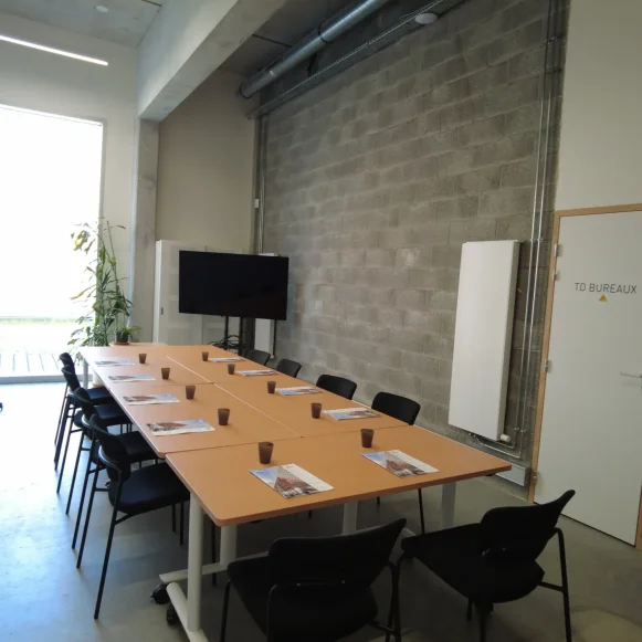 Bureau privé 40 m² 6 postes Coworking Passage de l'Internationale Lille 59800 - photo 10