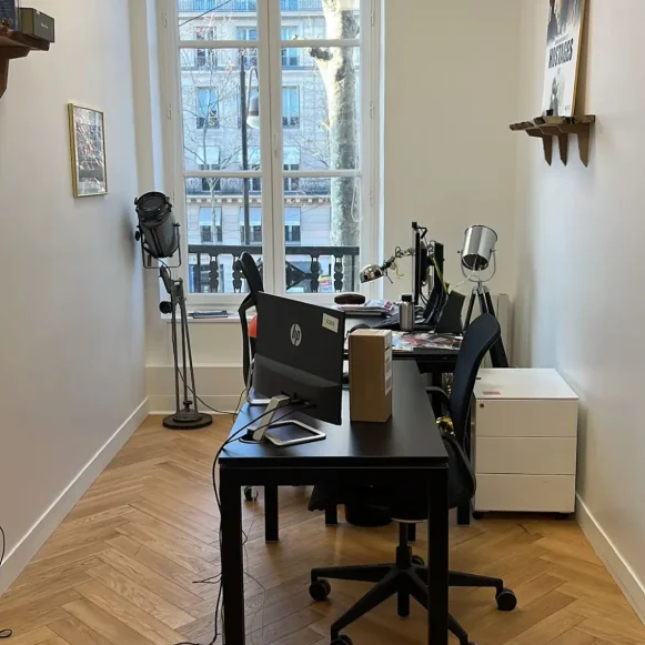 Espace indépendant 120 m² 37 postes Location bureau Rue Royale Paris 75008 - photo 6