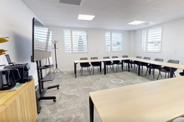 Bureau privé - 34000 - 3 postes - 1420€