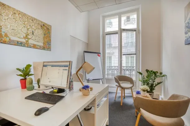 Bureau privé - 75009 - 3 postes - 1785€